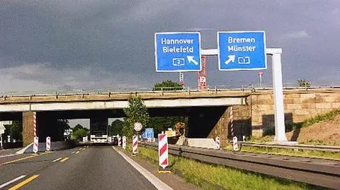 Życiu rannym w wypadku polskiego autokaru nic nie zagraża