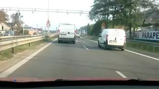 Kierowca nagrał policjantów