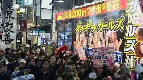 Strajki w dzielnicy rozpusty. "Stop molestowaniu"