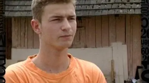 Ciąg Dalszy Nastąpił. Sierpień 2001