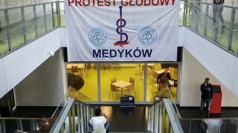 Minister Radziwiłł. Stypendium jako wynagrodzenie dla rezydentów