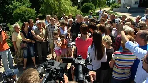 Ksiądz cieszy się poparciem parafian