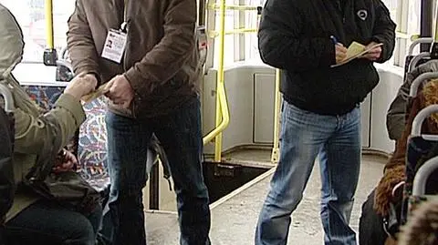 Tajemniczy pasażerowie skontrolują "kanarów"
