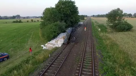 Trzy wagony z saletrą wykoleiły się w Wielkopolsce