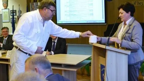 Szkoła poprosiła uczniów, żeby przynosili własny papier toaletowy