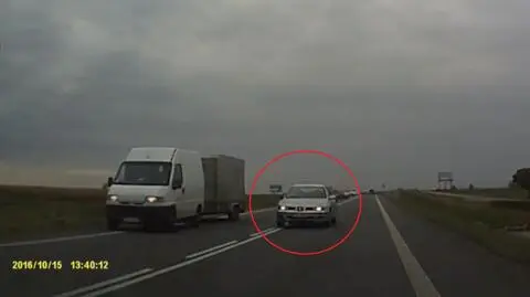 "Wyprzedzanie po ostrowsku": Od czołówki dzielą ich metry.