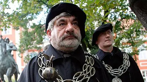 Bój o sztuki piękne