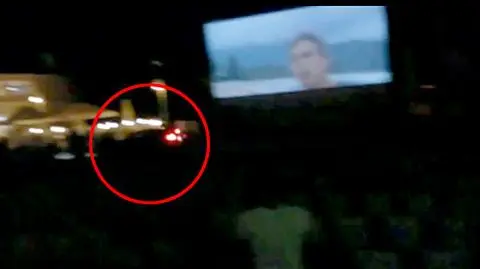 Mężczyzna wjechał w grupę ludzi