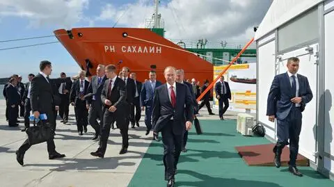 Na zdjęciu Putin na Krymie. Wideo: wojna w Donbasie