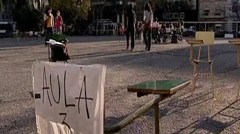Studenci strajkują i uczą się na ulicy