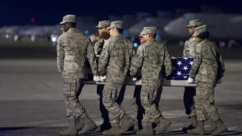 "Gubią fragmenty ciał poległych". Afera w USA