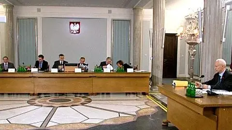 Boni odpowiada na pytania śledczych