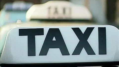 Pobili taksówkarza za 2,50 zł