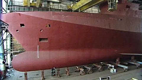 Z budową Gawrona próbowało uporać się siedmiu ministrów w czerech rządach