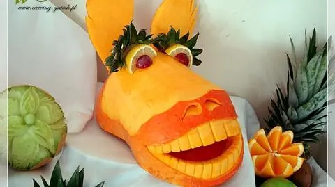 Mistrz cięcia i rzeźbienia 
w owocach i warzywach