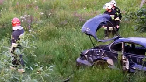 Prokuratura: za kierownicą pijany policjant. Dwoje rannych