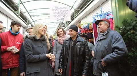 Kampania prezydencka. Ogórek z wizytą na łódzkim bazarze