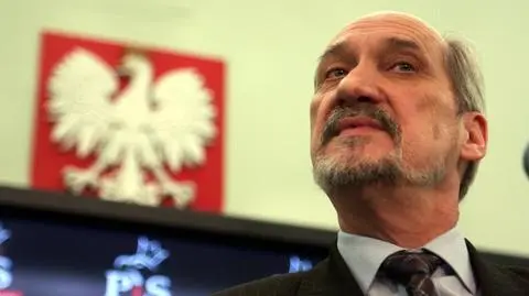 Służby Macierewicza zawiodły?