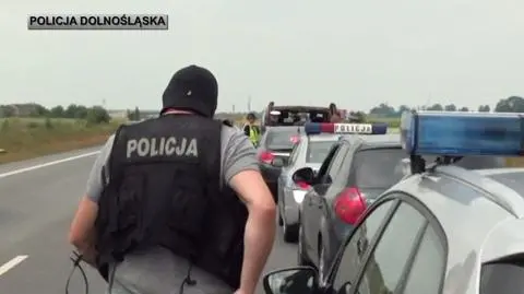 Policjanci z Dolnego Śląska zapobiegli ustawce pseudokibiców