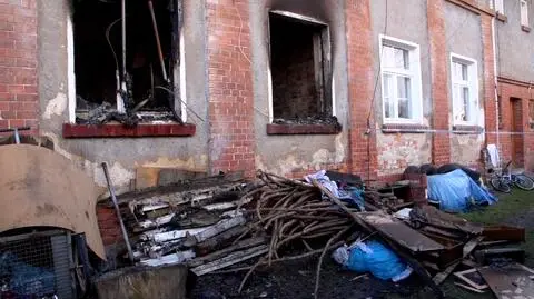 Wnętrze mieszkania doszczętnie spłonęło
