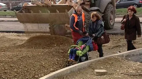 "Nie da się jechać, nie da się chodzić". Katowice w remoncie