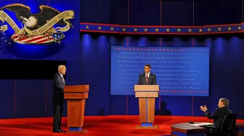 Jak mieszkańcy Chicago wspominają Baracka Obamę? Jak wojna w Wietnamie zmieniła Johna McCaina? Co zwykli Amerykanie myślą o kandydatach do Białego Domu? Dzięki TVN24 będzie można poznać odpowiedzi na te pytania.(TVN24)