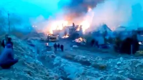 Janków w ogniu po wybuchu gazu. Nagranie internauty najlepszym wideo tygodnia
