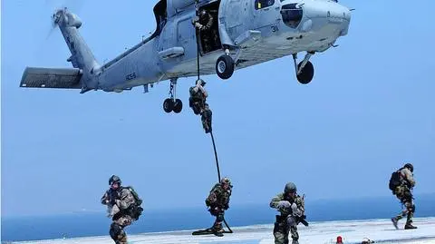 USA wysyłają kobiety do boju