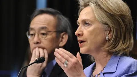 Clinton dzień przed wyborami to "przypadek"