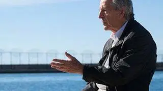 Costa-Gavras czołowy twórca emocjonującego kina politycznego