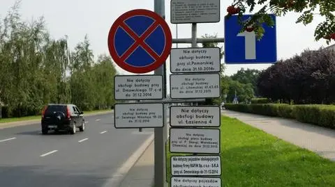 "Instalacja drogowa" na wrocławskim skrzyżowaniu. "Informacja dla służb miejskich, nie dla kierowców"