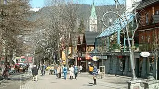 Burmistrz chce m. in. odgrodzenia dorożek konnych od ulicy.