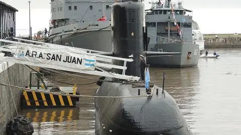 W czwartek odbyły się uroczystości upamiętniające zaginięcie okrętu z udziałem rodzin załogi