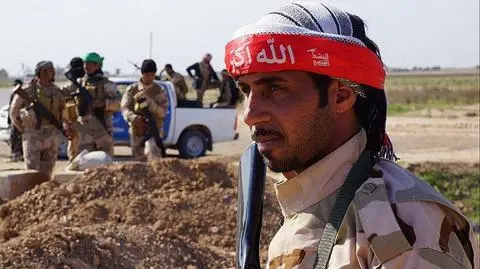 Bojownik Hashed al-Shaabi i armia Iraku