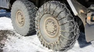 Do Jakuszyc tylko z łańcuchami