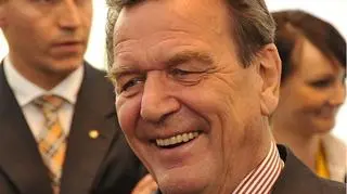 Były kanclerz Niemiec Gerhard Schroeder (na zdjęciu z 2012 roku) znów jest kawalerem