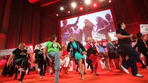 Na początku Kongresu uczestniczki wykonały taniec przeciwko przemocy seksualnej wobec kobiet 