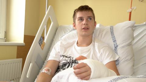 Janek cieszy się, że wychodzi ze szpitala