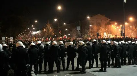 Warszawa liczy straty po zamieszkach