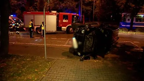 Wrocław. Wieczorny wypadek w centrum. Dwie osoby ranne