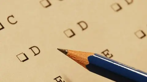 Czytanie ze zrozumieniem? Liczenie? Polacy poniżej średniej