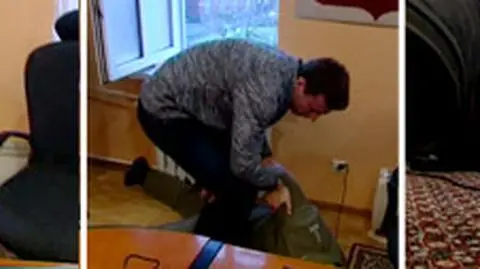 "Jezu! Czy jest puls? Oddycha!"