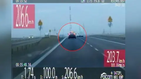 Wrocław. Jechała ponad 200 km/h, zatrzymana przez policjantów z grupy "Speed"