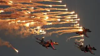 Russian Knights to zespół akrobacyjny sił powietrznych Rosji