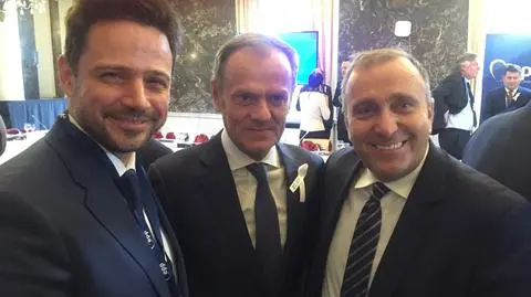 Rafał Trzaskowski, Grzegorz Schetyna i Donald Tusk na spotkaniu Europejskiej Partii Ludowej w Brukseli 