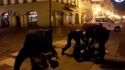 Ochroniarze złamali prawo? Kaliska policja wyjaśnia sprawę