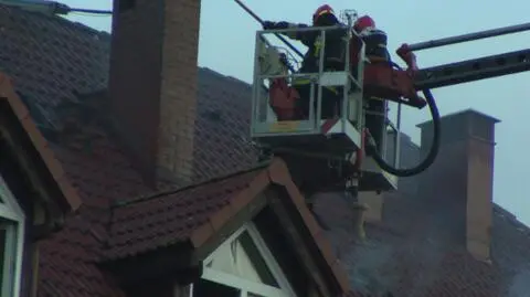 Pożar w Gdańsku. Spłonęło poddasze, ewakuowano 20 osób