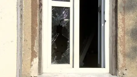 "To on podpalił tkaninę, groził". Kolejny aresztowany za atak na Romów