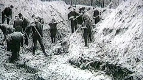 "Historyczny pokój" ws. ofiar Katynia