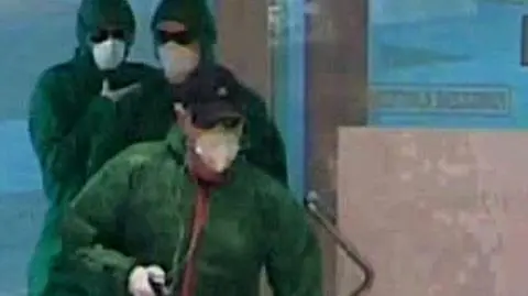 Policja zatrzymała podejrzanych o napad